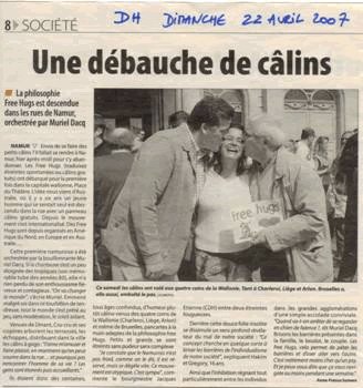 Baisers gratuits ou Free Hugs Baisers gratuits ou Free Hugs