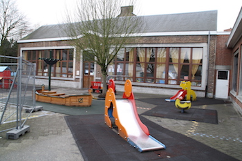 Belgrade : l'école communale Belgrade : l'école communale