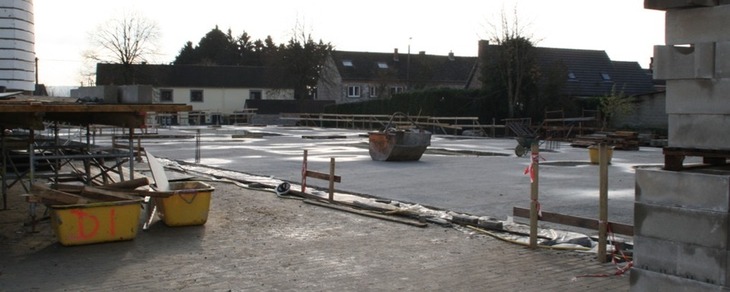 Ecole d'Andoy: la chape de béton