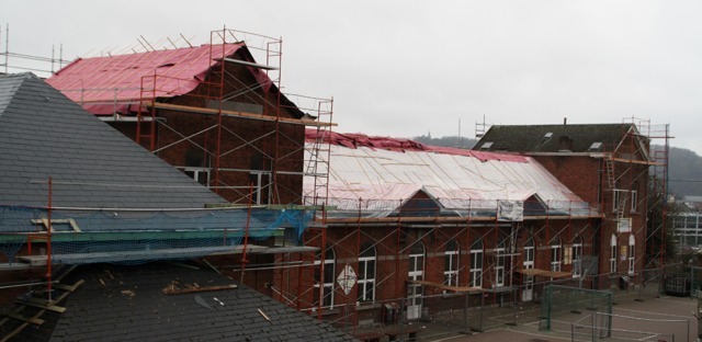 Ecole d'Heuvy: gestion efficace de l'Echevinat du Patrimoine Ecole d'Heuvy: gestion efficace de l'Echevinat du Patrimoine