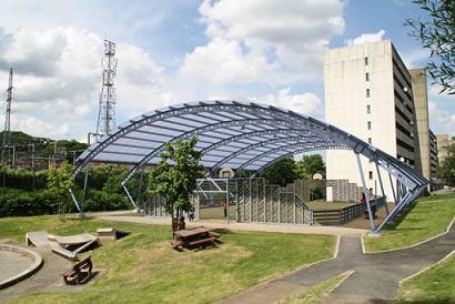 Couverture de l'Espace Multisports du Quartier des Balances à Salzinnes Couverture de l'Espace Multisports du Quartier des Balances à Salzinnes