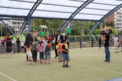 Espace Multisports du Petit Ry: du fun, du sport, de la vie ensemble. Oui, mais… tous à l’abri ! Espace Multisports du Petit Ry: du fun, du sport, de la vie ensemble. Oui, mais… tous à l’abri !