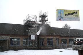 Naninne: un nouveau toit pour l' Ecole Communale Naninne: un nouveau toit pour l' Ecole Communale