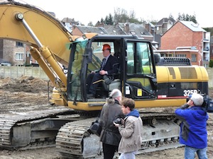 Namur, c'est parti pour la Nouvelle Caserne des Pompiers Namur, c'est parti pour la Nouvelle Caserne des Pompiers