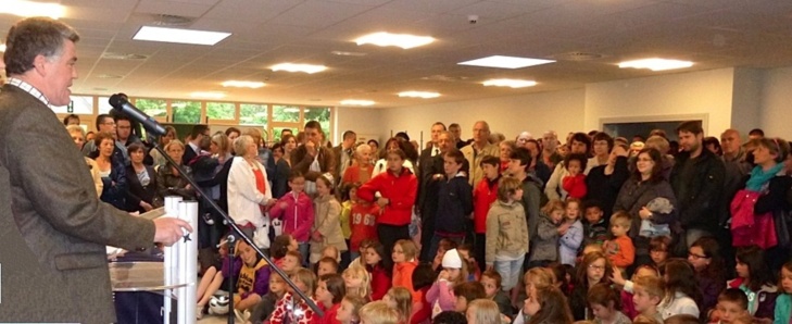 Andoy: inauguration de l'Ecole Communale Andoy: inauguration de l'Ecole Communale
