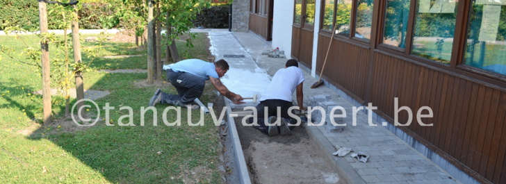 Chantiers écoles: été 2013 Chantiers écoles: été 2013