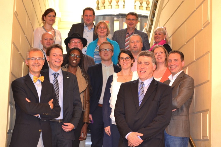 Lodka Jentgen (Ipieq Namur), Geoffroy Docquire (Confédération de la construction), Patrick Spinglaire (FVB FFC), André Fuzfa (Unamur), Françoise Michiels (CSEF), Ariane Gallez (SIEP), Alain Jacques, Marc De Vriese (IFAPME), Coumba Sylla (Province de Namur), M Berkmann (stagiaire), Valérie Galloy (Azimut), Laurence Leprince (Directrice Communale Adjointe), Christophe Yernaux (Azimut), Jean-Marc Van Espen (Député Provincial), Tanguy Auspert (Coordinateur du Projet)