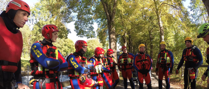 Formation en eau vive pour les pompiers plongeurs Formation en eau vive pour les pompiers plongeurs