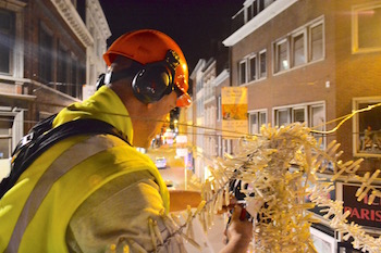 Namur : placement des illuminations de Noël